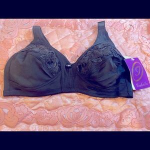 Isabella Assorted Embroidery Floral Print Bra 36C